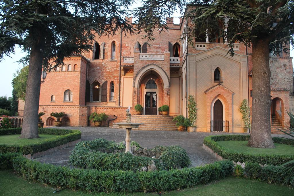 Castello Di Mornico Losana Dış mekan fotoğraf
