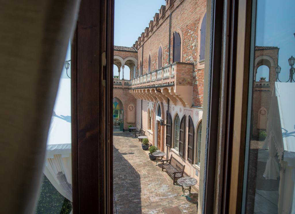 Castello Di Mornico Losana Dış mekan fotoğraf